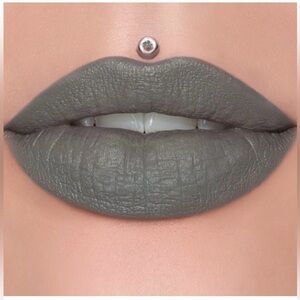 321–NEW Jeffree Star Cosmetics Velvet Trap Lipstick—DRILL SERGEANT—New in Box